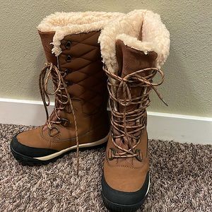 Bear paw snow boots
